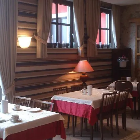 De La Frontiere Otel 3*