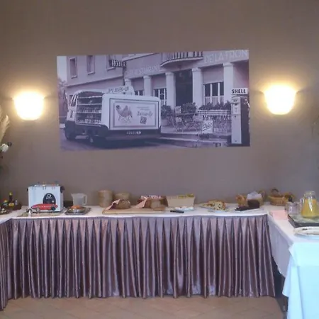 Otel De La Frontiere 3*